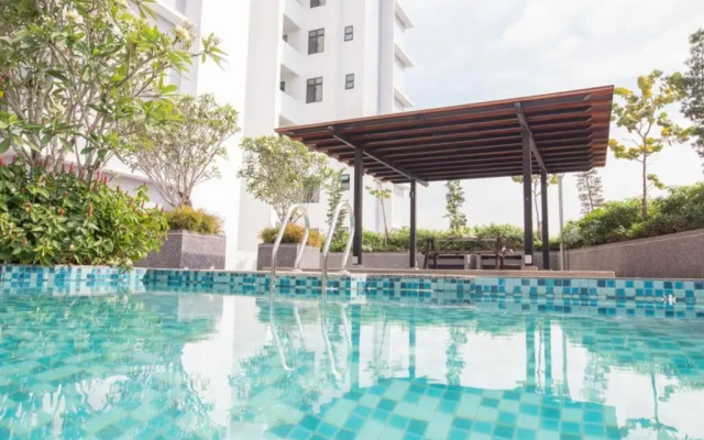 A2603 THE PLATINO NETFLIX PARADIGM MALL By STAY