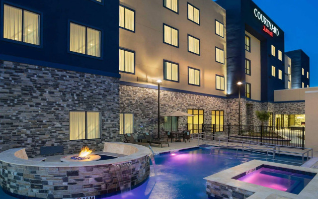 Courtyard Houston Katy Mills