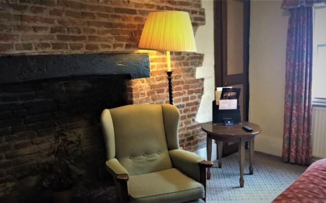 George Hotel