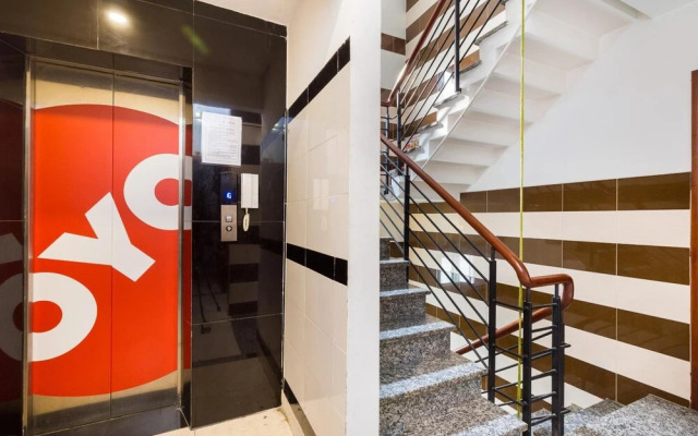 OYO 560 Le Ngan Phung Hotel