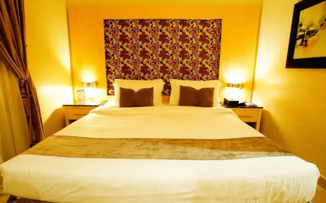 Sama Al Qasr Khorais