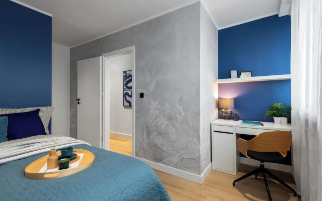 Gold - by Kairos Apartments