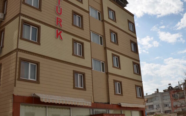 Ozturk Hotel