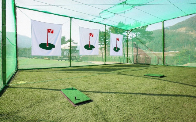 Gapyeong Chengpyeong Caviar Pension