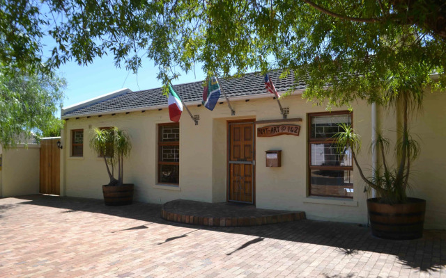 Nat-Art Self-Catering Accommodation