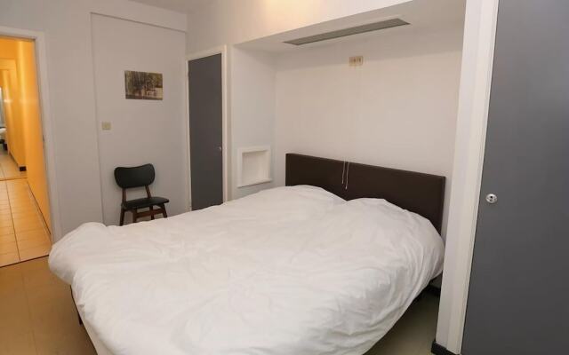 Apartment on Belgium Seawall, Central Location