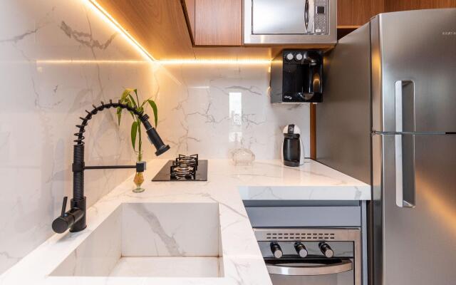 Studio no Oeste em frente a Praça do Sol - SSQ1107