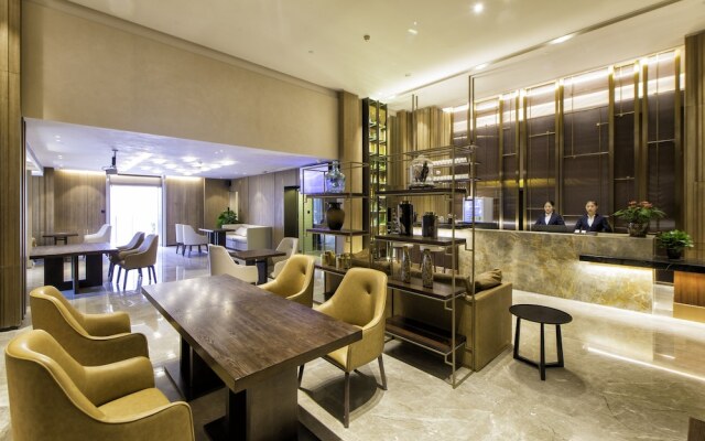 KuanRong Luxury Suites Hotel - Daping Times Square