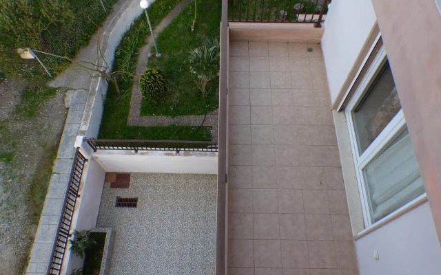 Nikitas Apartments & Loft