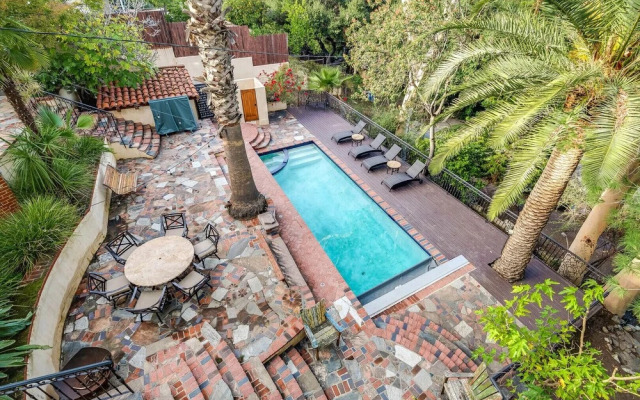 Views of the Hills From Fredonia Drive