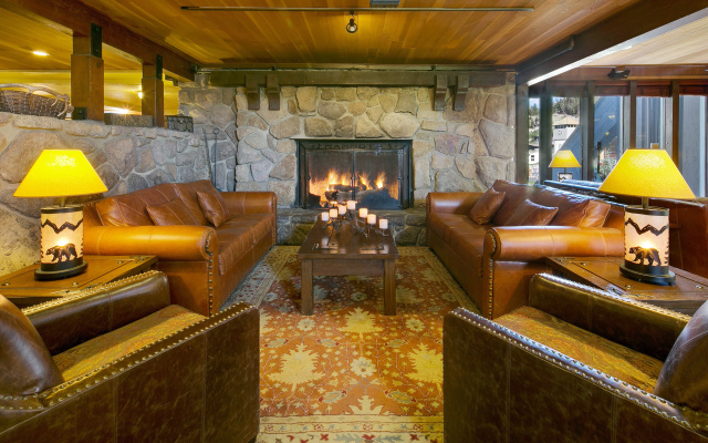 Mammoth Mountain Inn - Image 2