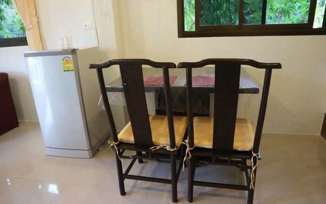 Baan Saensook Villas