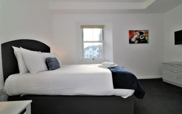 No 9 Bonnet Apartments - 3 Bed