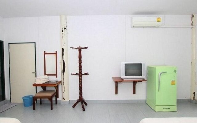 Kanthip Riverkwai Resort