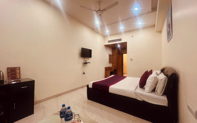 Hotel Lagoona and Banquet Hall
