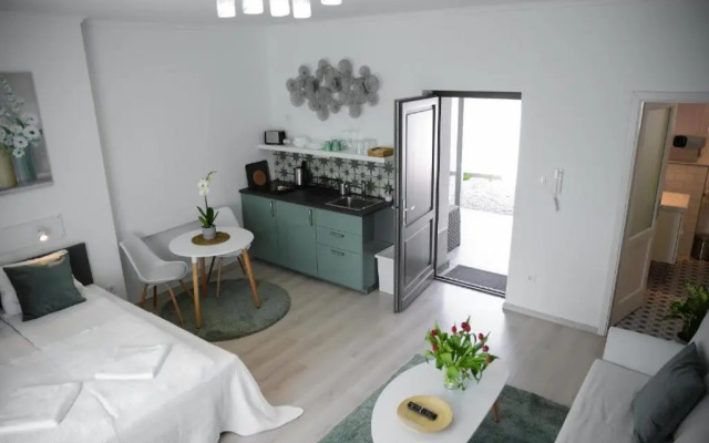 Raba Apartman House