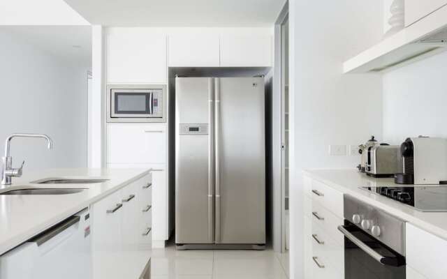 Private Luxe 3 BDR at Q Surfers Paradise