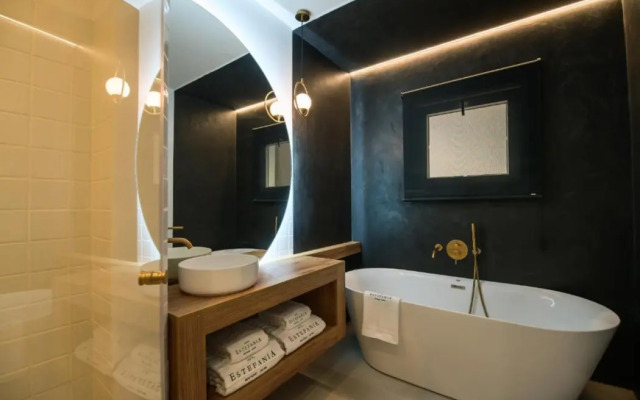 Hotel Estefanía Boutique Suites