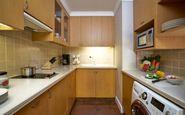 Mayfair Bangkok Marriott Executive Apartments SHA Plus +