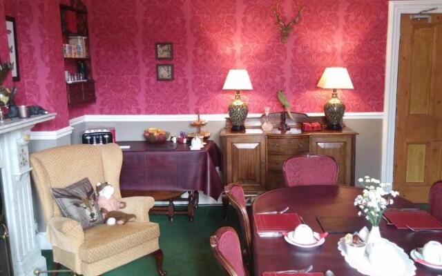 Warwick Lodge Guesthouse