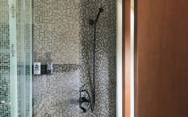 Sasa Nor Lamour B & B