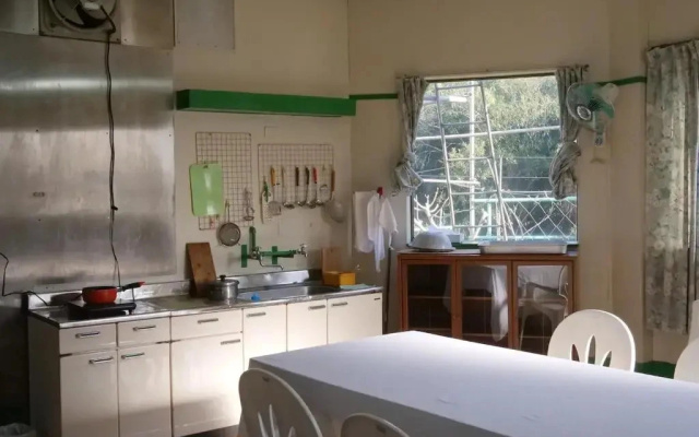 Kobe Hostel (Guesthouse)