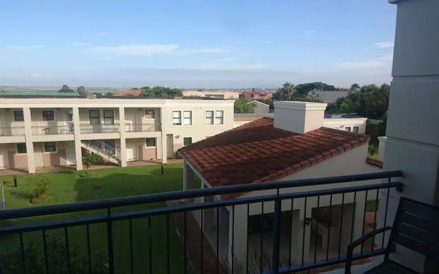 Nottingham Square by CTHA