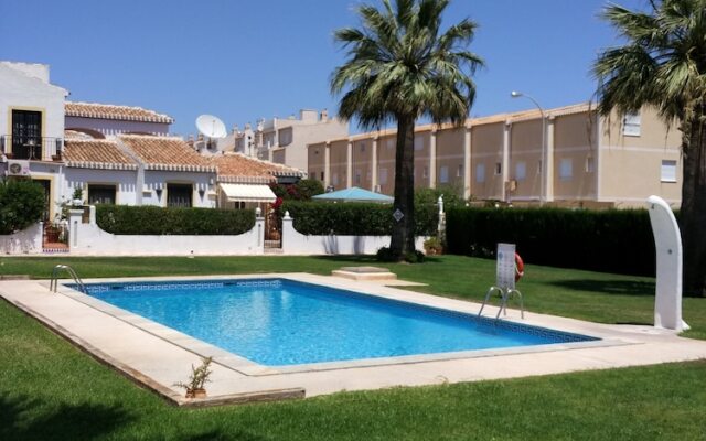 La Mata Beach Bungalow Beautiful Pool