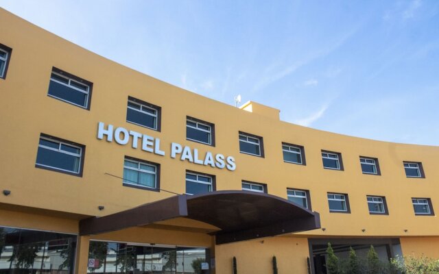 Hotel Palass