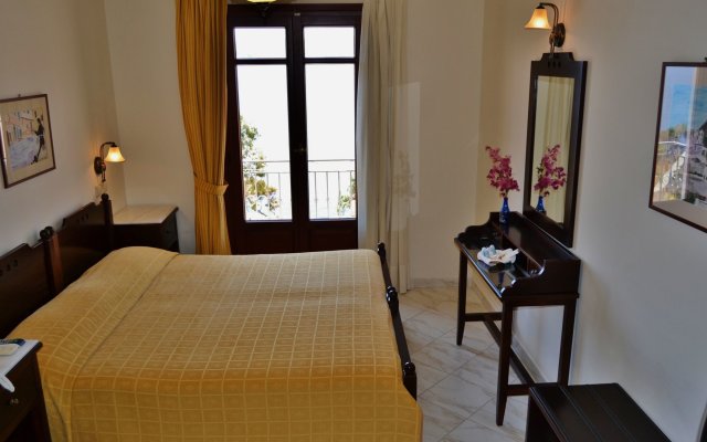 Electra Syros Boutique Hotel