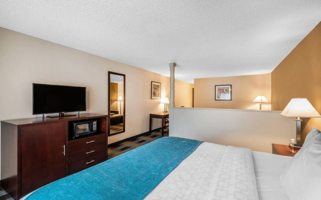 Clarion Inn Near Jblm