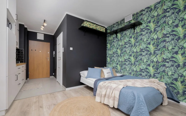 Cosy Studio With Balcony by Renters