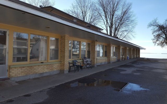 Glenwood Motel and Cottages