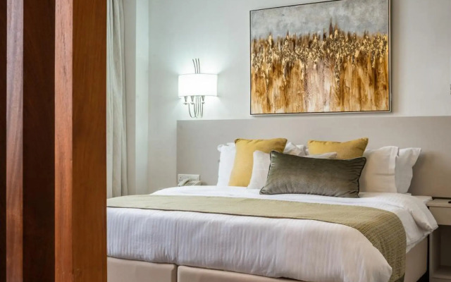 Yaya Hotel and Apartments