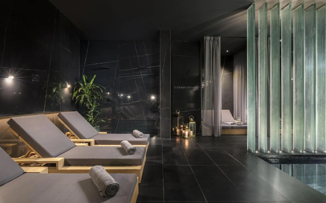 Lure Hotel & SPA