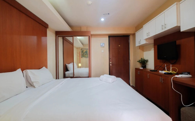 Comfy Studio Room Apartment at Kebagusan City