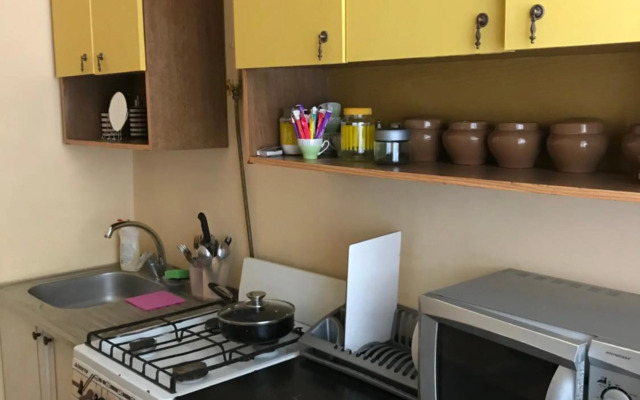 Smart econom for near Opera