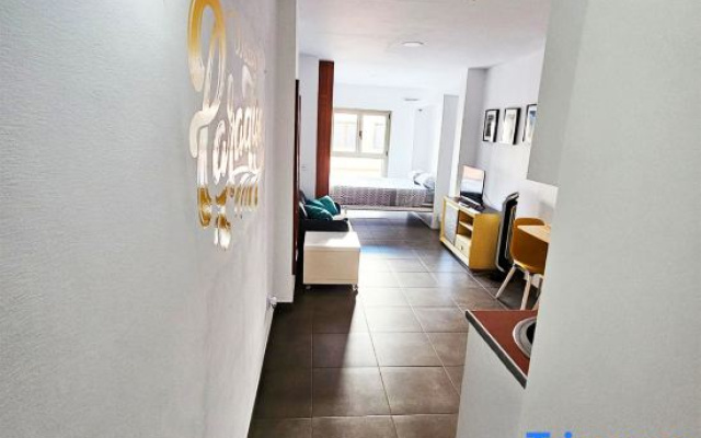 Lala Loft, Las Canteras