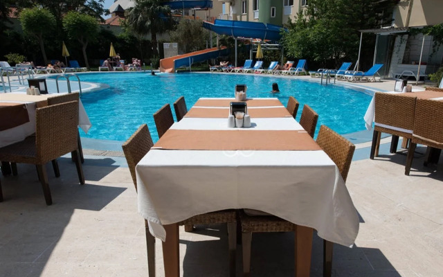 Melissa Garden Aparthotel