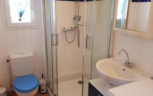 Cp 19 Villa 4 Pièces 6 Couchages Gruissan