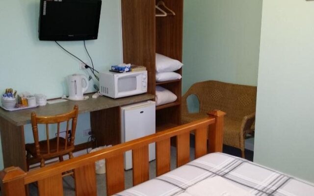 Warners Bay Hotel