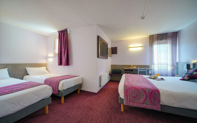 Brit Hotel Les Evens