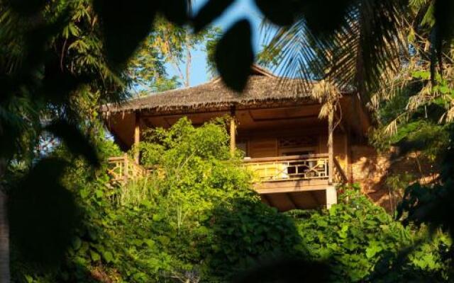 Living Colours Diving Resort