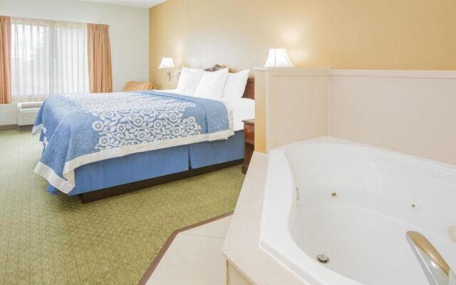 Days Inn Hattiesburg MS