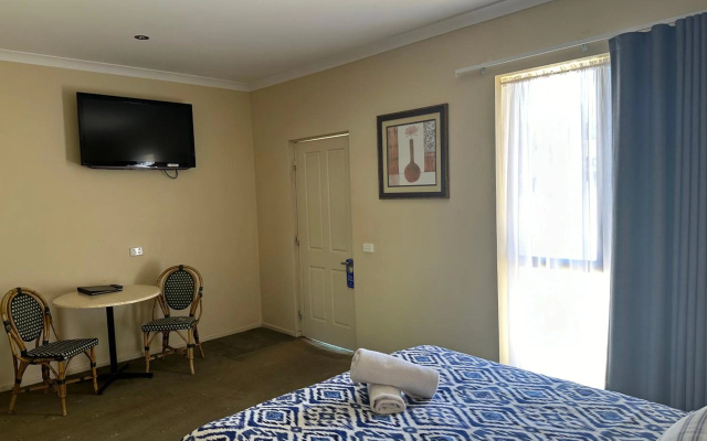 The Tower Hotel Kalgoorlie – Guest Rooms – Kalgoorlie