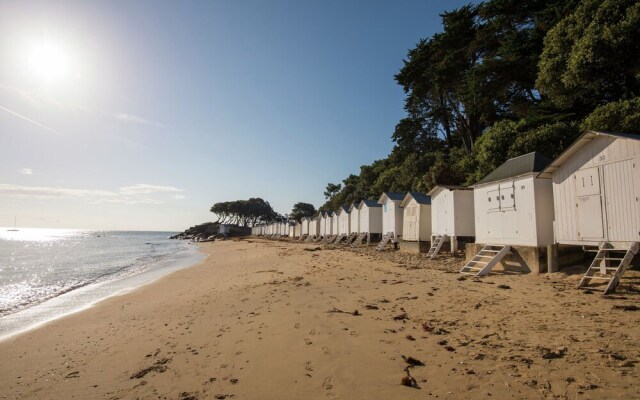 Beautiful house with dishwasher, on a special peninsula