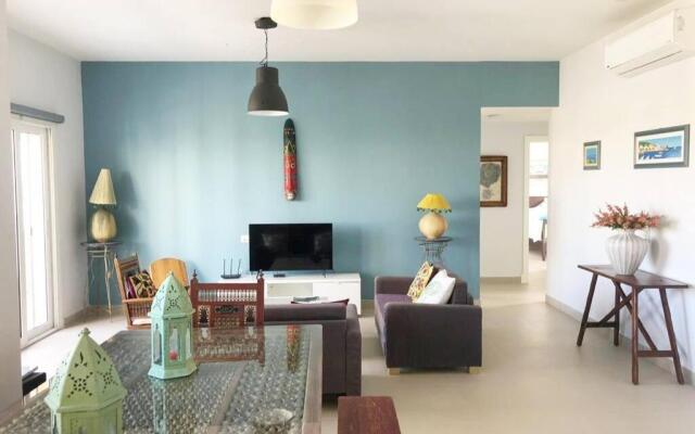 La Notina-3 BR Apt in Waterside, pool/lagoon view