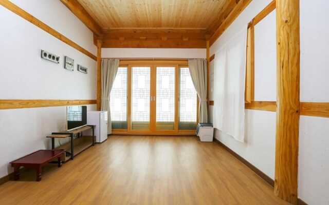 Iksan Geummagwan Pension