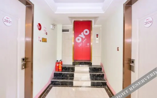 520 Theme Hotel (Xiuling Road, East Gate of Guangxi University)