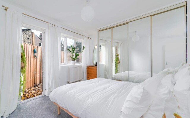 Bright Tranquil 1 Bed Flat in Peckham